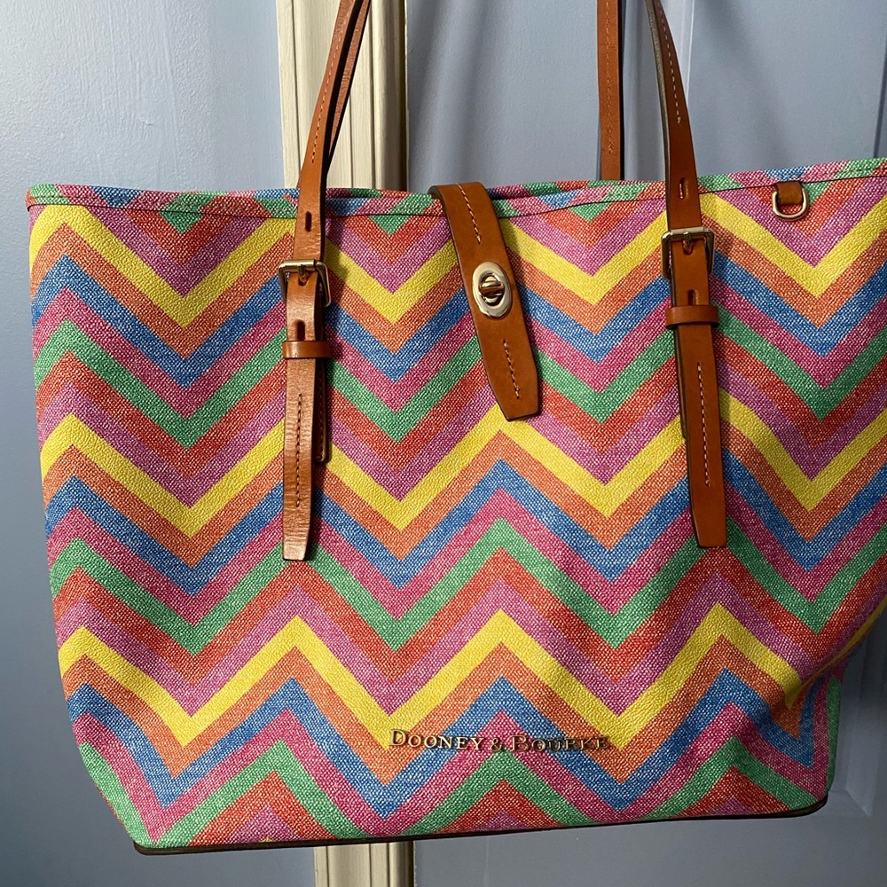 Rainbow chevron Dooney shoulder bag